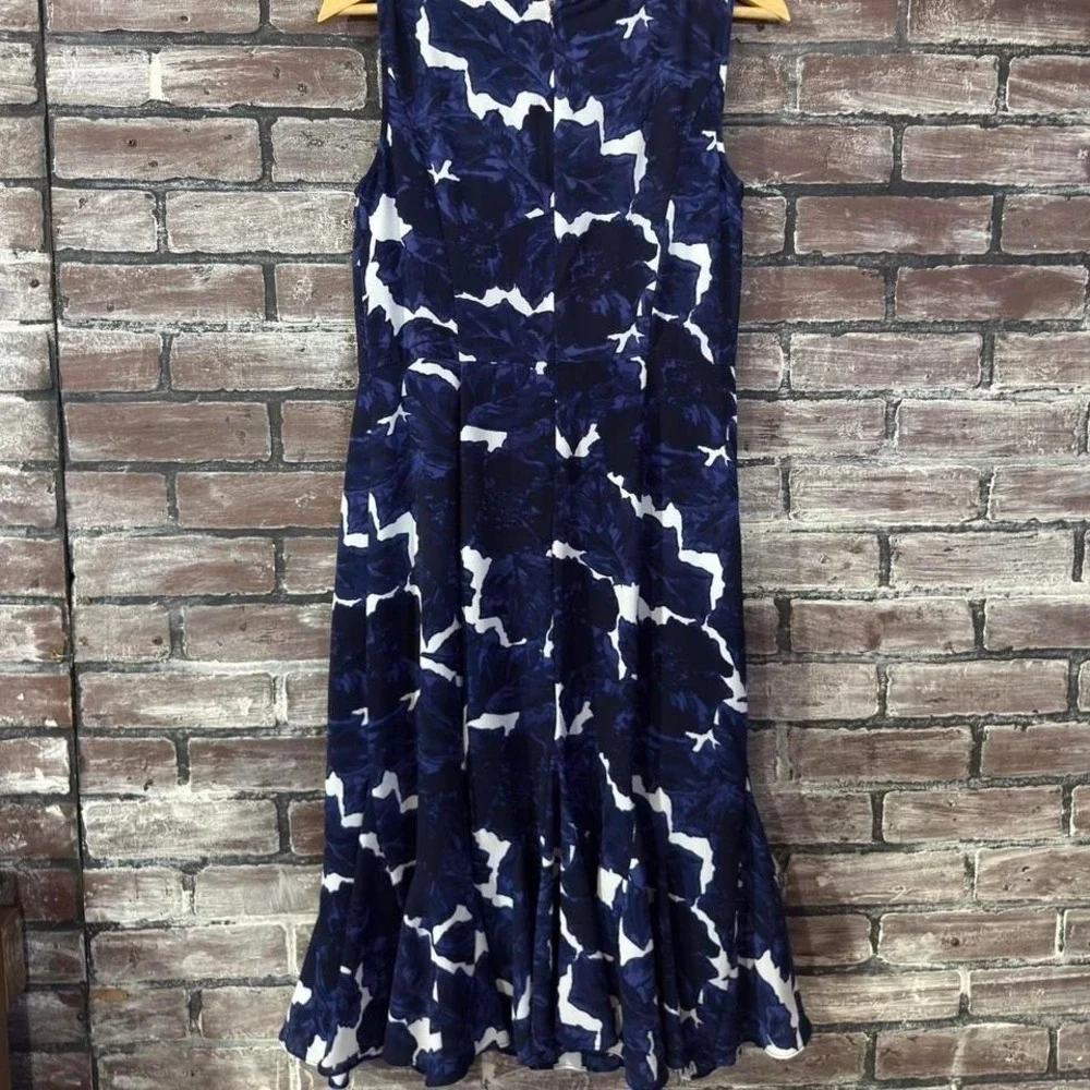 Talbots Dress Women 6 Blue Floral Sleeveless Midi Career Occasion - Picture 2 of 4